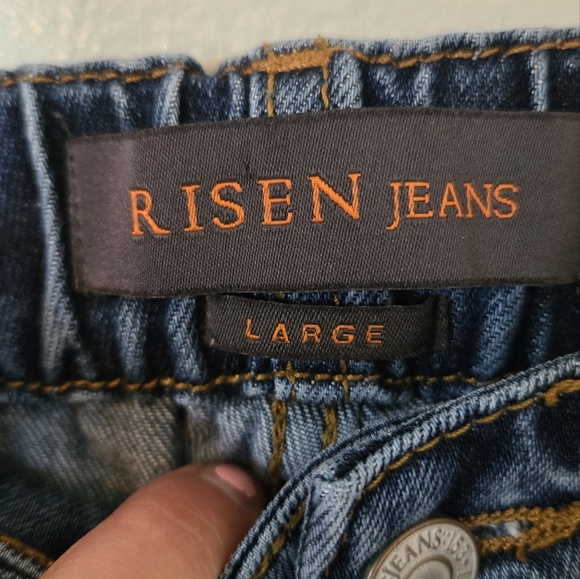 Risen Straight Leg Jeans Size Large - Picture 5 of 6
